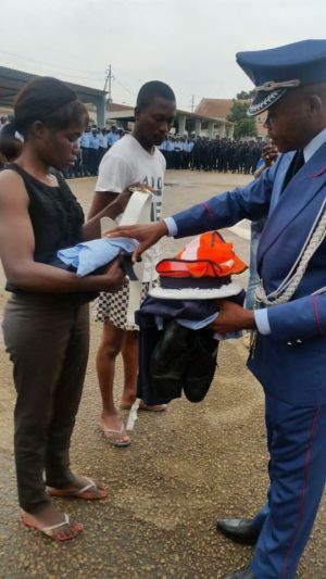 O acto foi presidido pelo Comandante Provincial de Luanda, Comissário Chefe