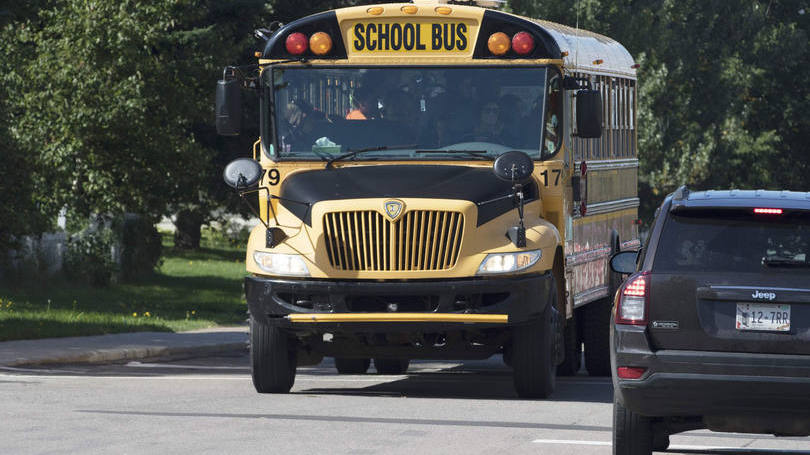 Escolas: agências da polícia e as administrações escolares evacuaram todas as escolas da Ilha Prince Edward