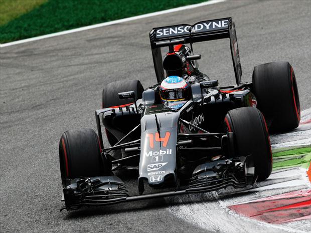 Resultado ruim não abala Alonso, que crê em melhora nas pistas mais rápidas, como EUA e Abu Dhabi