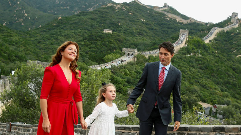 China  O primeiro-ministro do Canadá Justin Trudeau é fotografado com a família durante um passeio pela Muralha da China. O líder canadense se encontra na China em razão das reuniões da Cúpula do G20, grupo formado pelas maiores economias do mundo. 