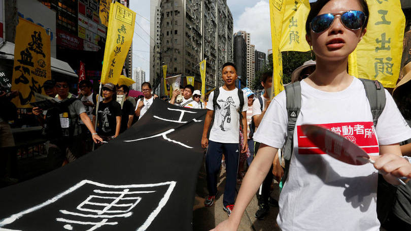 Protesto: Grupo protesta pela democracia no aniversário da devolução de Hong Kong a China