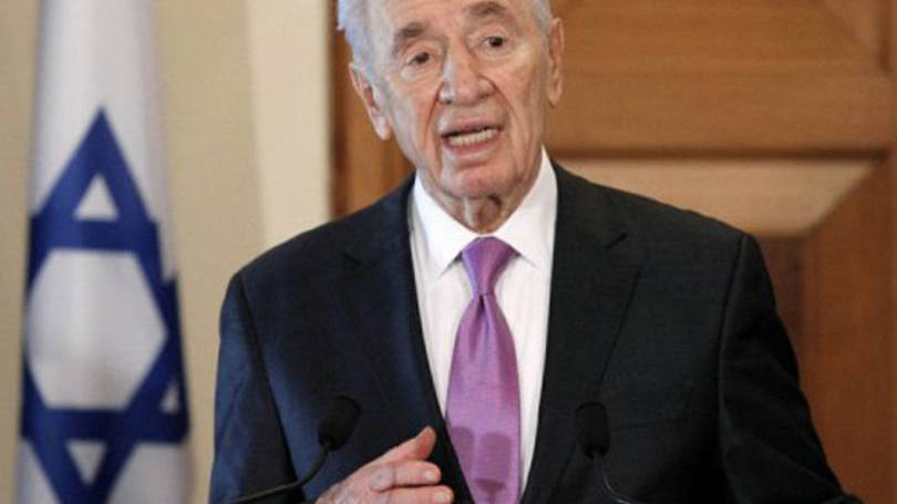 Shimon Peres: por enquanto, o presidente da Autoridade Palestina (ANP), Mahmoud Abbas, não se pronunciou oficialmente sobre a morte
