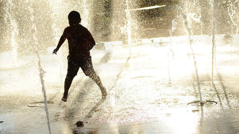 Hermine: Tempestade avança da Flórida a Nova York