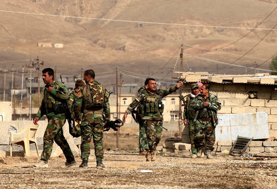 Eles eram mantidos no local pelo grupo extremista Estado Islâmico