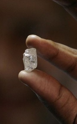 Globalmente, as vendas em Outubro ascenderam a 101 milhões USD, uma quebra de 30 por cento tendo em conta os 144 milhões USD em Setembro. 