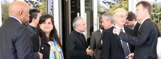 Os posicionamentos das duas delegações foram, esta segunda-feira, submetidos aos mediadores em encontros separados.