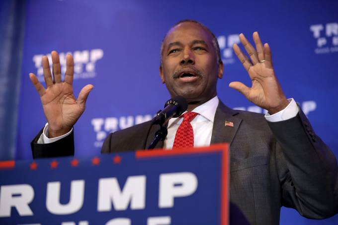 Ben Carson: ele é o primeiro afro-americano nomeado para integrar o gabinete de Trump