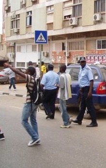 Estudantes da Universidade Católica de Angola protestam contra aumento de propinas