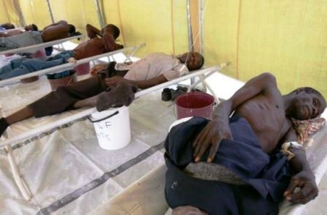 Sem avançar os números, a directora-adjunta Nacional da Saúde Pública, Benigna Matsinhe, garantiu haver suficientes stocks de medicamentos para fazer face às doenças de origem hídrica.