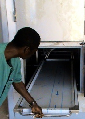 Morgue Central de Luanda: Sobrelotação e cadáveres em decomposição por causa do mau estado das câmaras frigoríficas