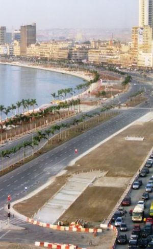 Economist prevê recessão de 1,2% este ano em Angola