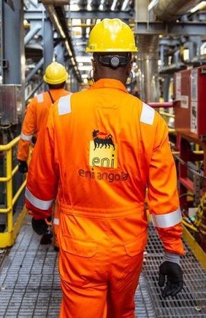 Eni assina memorando com parceiros para descarbonização e transição energética em Angola