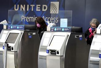  EUA abrem as portas a adultos vacinados a partir de novembro