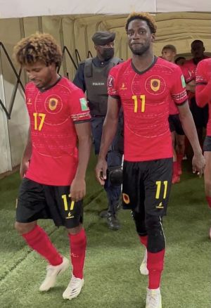 Angola bate Gabão de Aubameyang