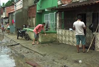 Cheias no Brasil fazem 34 mil desalojados e vítimas mortais estão a subir