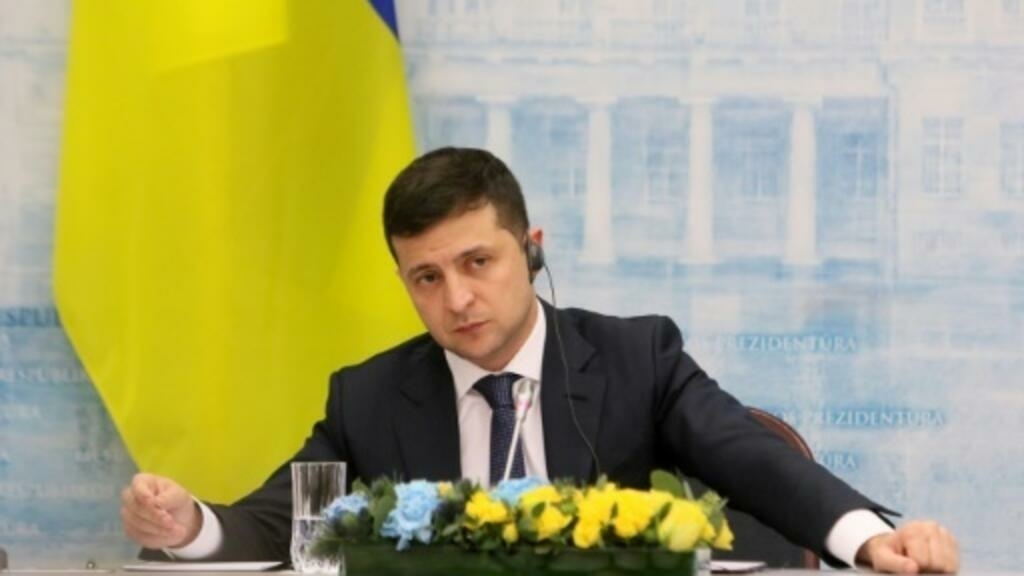 Presidente pede exclusão do céu a países da NATO