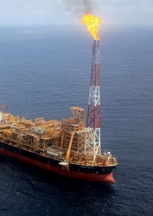 Barril de petróleo volta a estar acima dos 80 dólares
