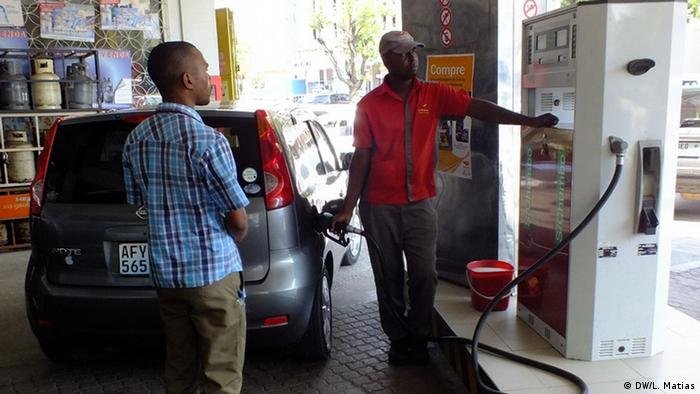Petrolíferas moçambicanas admitem subida de preços
