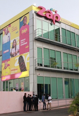 Trabalhadores da Zap Viva regressam ao trabalho