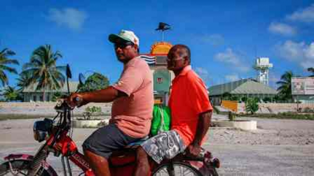 Era dos únicos sítios do mundo sem Covid até receber voo com 36 infectados