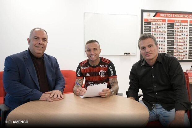 Everton explicou o que correu mal no Benfica: «Acabou por me incomodar...»