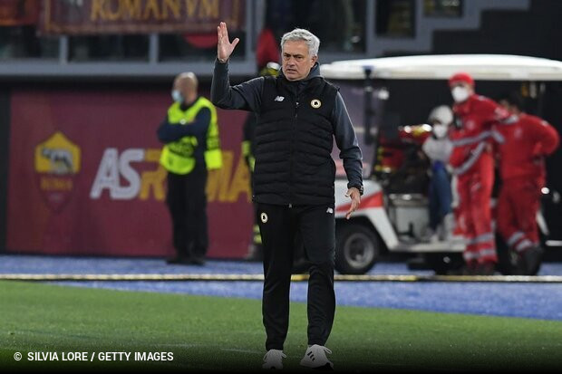 Mourinho após derrota com a Juve: «Tenho jogadores demasiado bonzinhos e com fraca mentalidade»