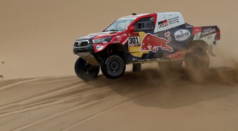 Al-Attiyah e Sunderland perfumam a glória do Dakar