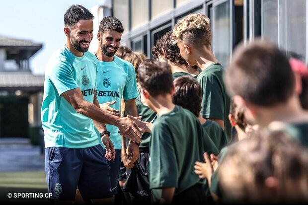 Sporting continua a preparar nova temporada com Rochinha em treino condicionado