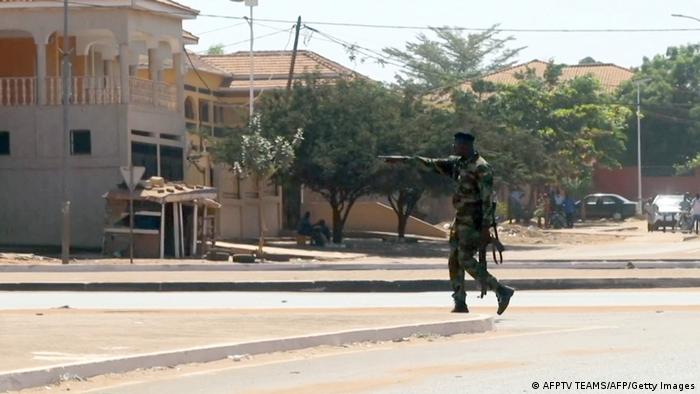 Perguntas sem resposta após "tentativa de golpe"