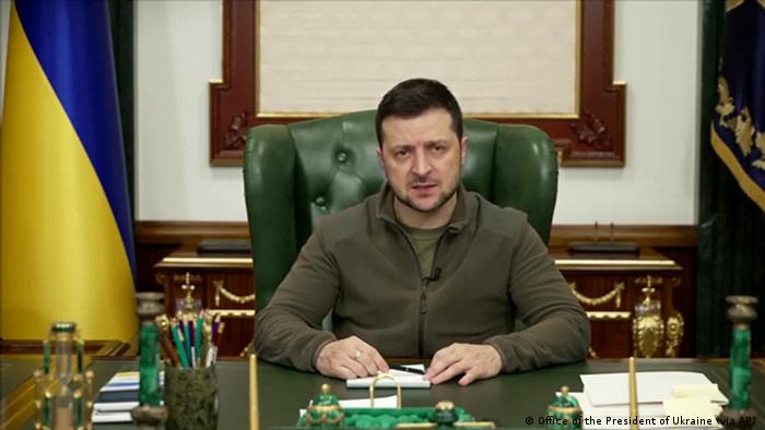 Zelensky diz que há uma abordagem diferente de Moscovo