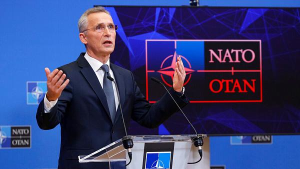 NATO reforça mensagem de apoio à Ucrânia na crise com a Rússia