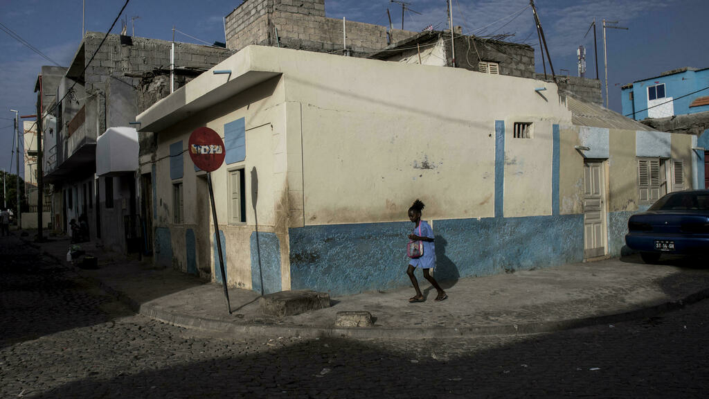 Crioulo nas escolas divide linguistas