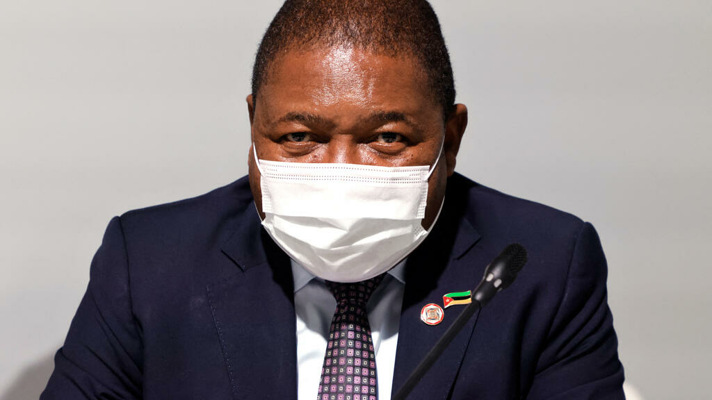 Presidente moçambicano inaugurou maior central solar do país