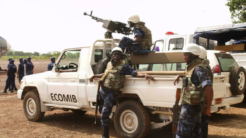 Partidos contra envio de força da CEDEAO