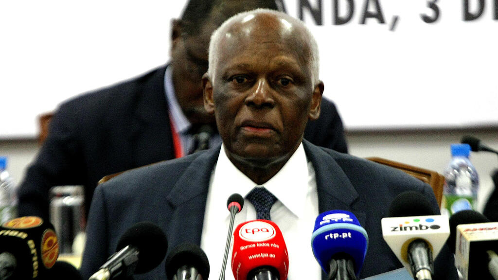 José Eduardo dos Santos: Uma das mais longas presidências do mundo