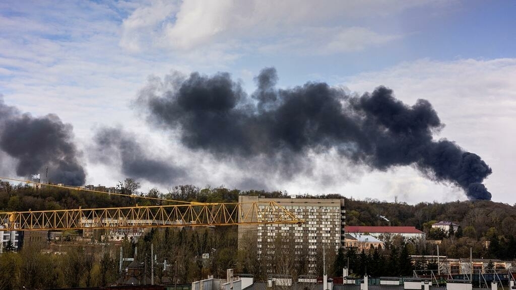 Lviv acolhe menos refugiados, mas cada vez mais feridos da frente de guerra