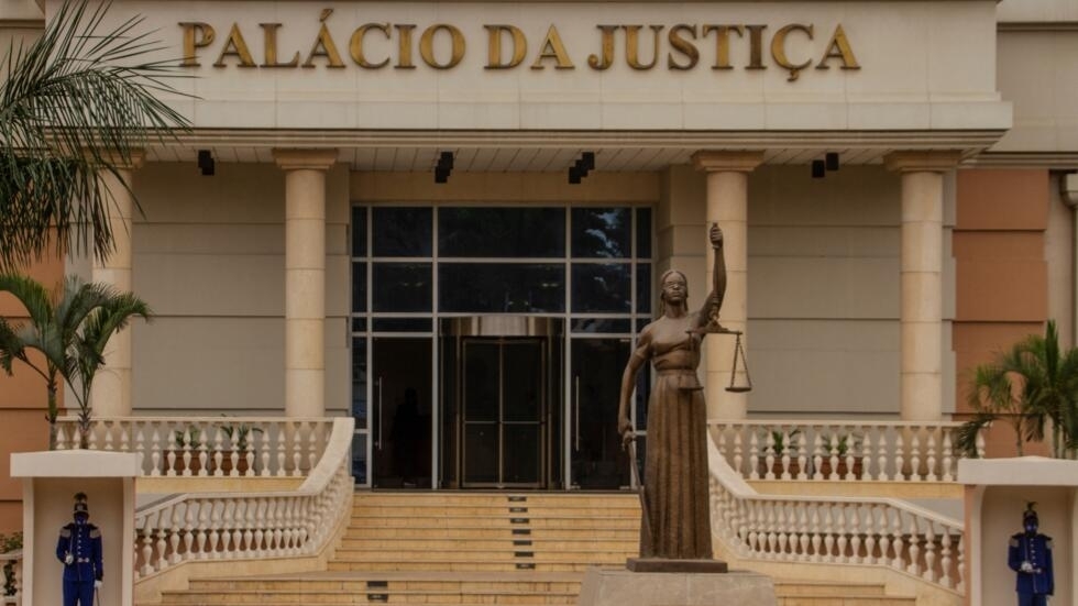 Angola: Observadores criticam Presidente por “promover” principal suspeito de envolvimento em tráfico de drogas