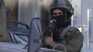 Cisjordânia: três palestinianos abatidos perto de Nablus