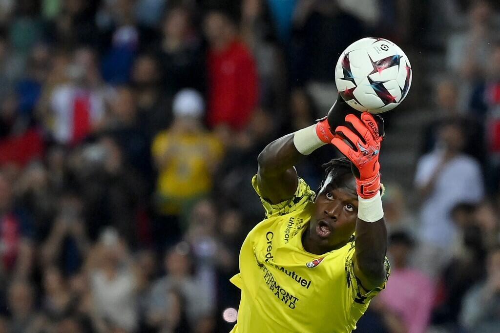 PSG cedeu empate frente ao último classificado, o Clermont