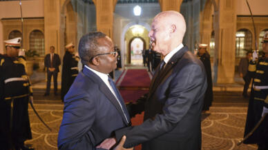 Umaro Sissoco Embaló encontra-se com Kais Saied após alegações de xenofobia