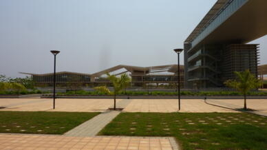 Alunos do ensino superior regressam às aulas em Angola após três meses de greve