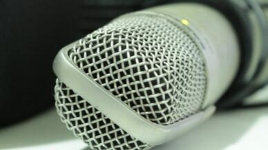 director de Rádio Sol Mansi tenta evitar encerramento