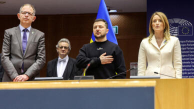 Zelensky assegura que a luta contra a Rússia é para defender a Europa