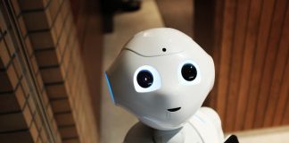 Quem inventou a inteligência artificial e como ela pode ser usada atualmente