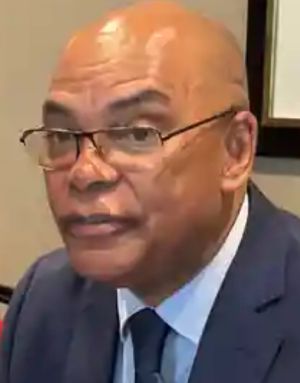 Autárquicas em 2027 seriam "tarde demais"