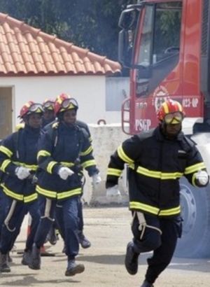 Bombeiros registam dez mortes na passagem de Ano Novo