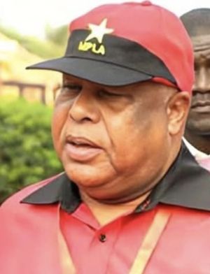 A candidatura dos silêncios: Ninguém quer ser amigo de Higino Carneiro