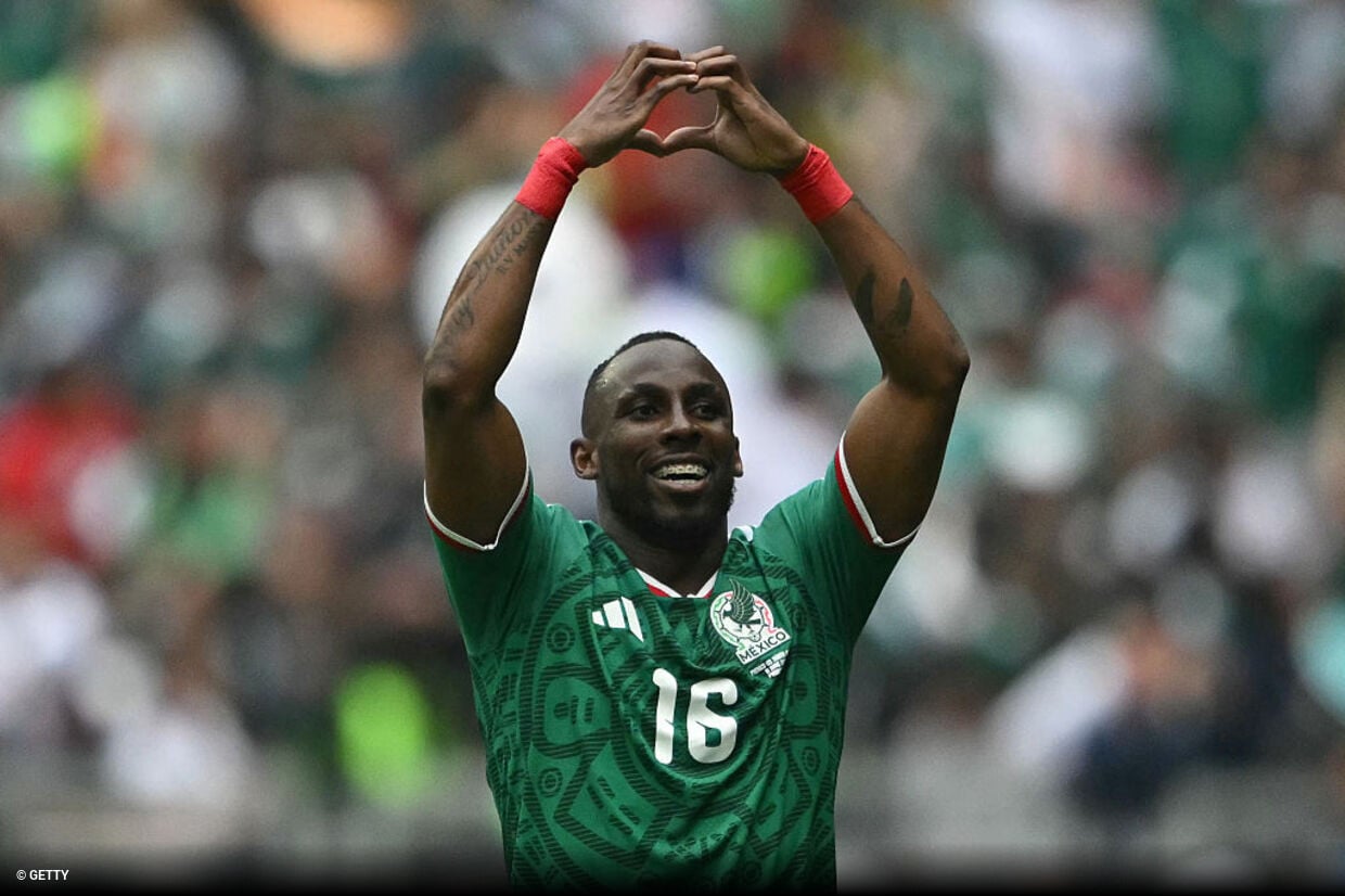 Nascido na Colômbia e goleador na Arábia: conheça o autor do primeiro golo do Mundial