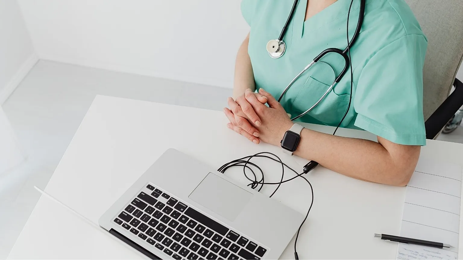 IA transforma saúde e levanta questões éticas