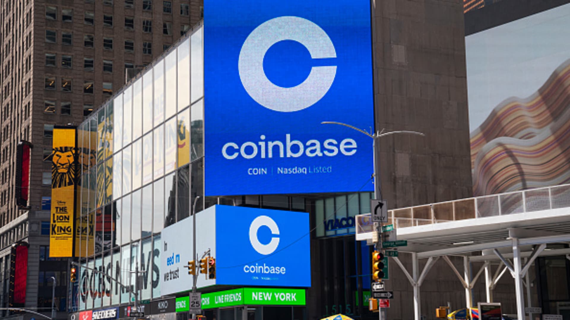 Coinbase corta 14% dos empregos e aponta à IA